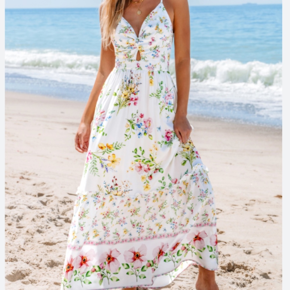 Floral Print Twisted Cutout Maxi Dress